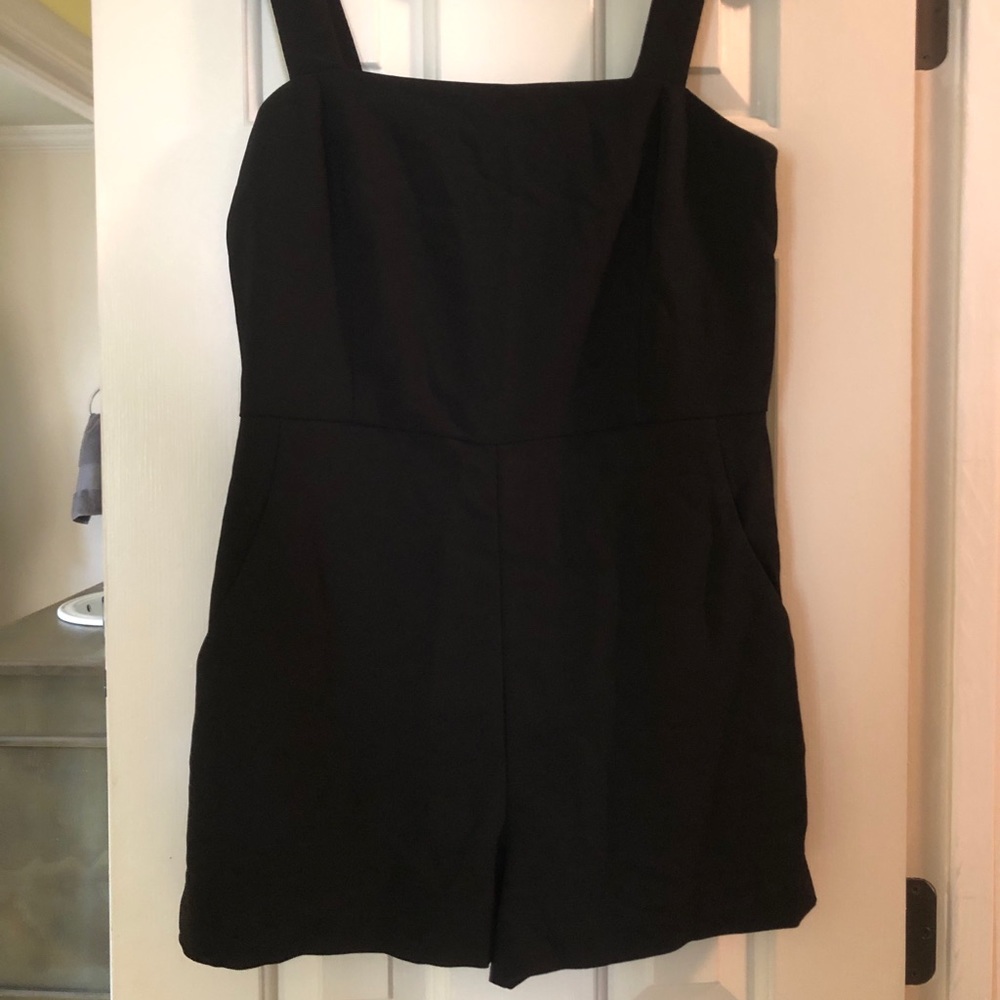 Forever 21 black romper size l